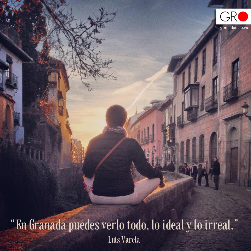 Atardecer invernal en el Paseo de los tristes de Granada