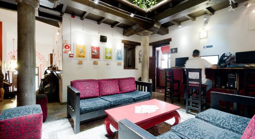 Oasis Backpackers Hostel Granada